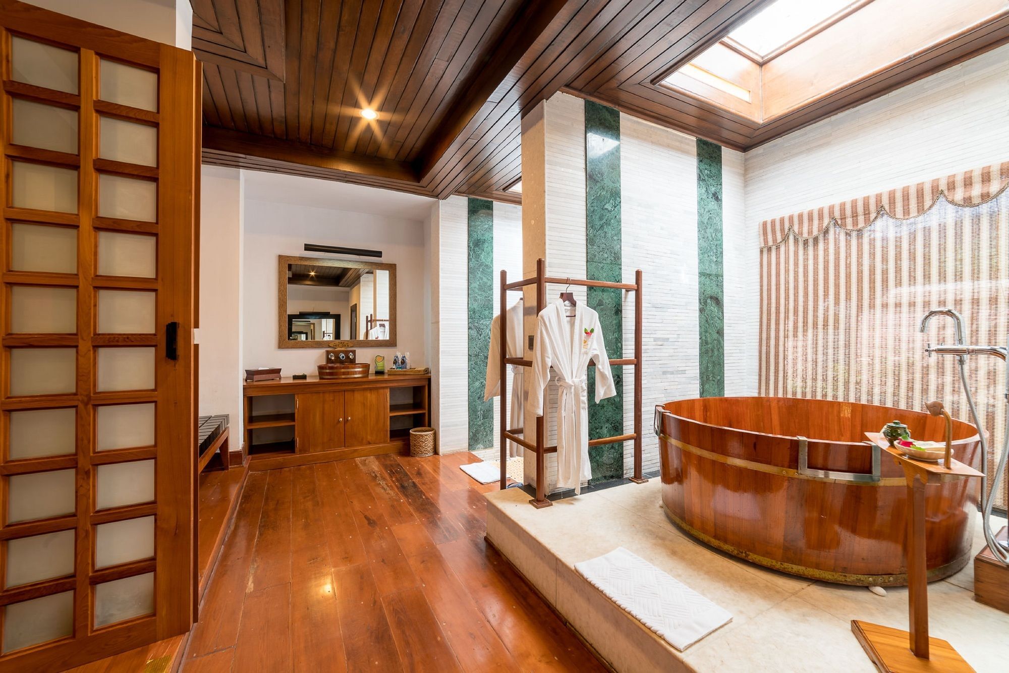 Aureum Palace Hotel & Resort Inle Nyaung Shwe Dış mekan fotoğraf