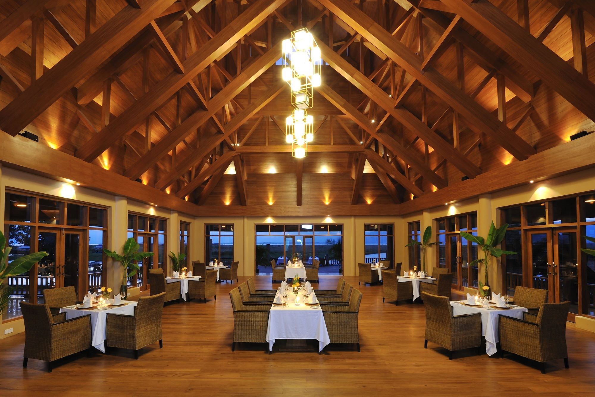 Aureum Palace Hotel & Resort Inle Nyaung Shwe Dış mekan fotoğraf